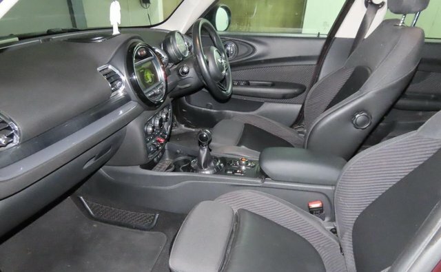 Mini Clubman 2017 1.5 Cooper Estate 6Dr Euro 6 S Red #2