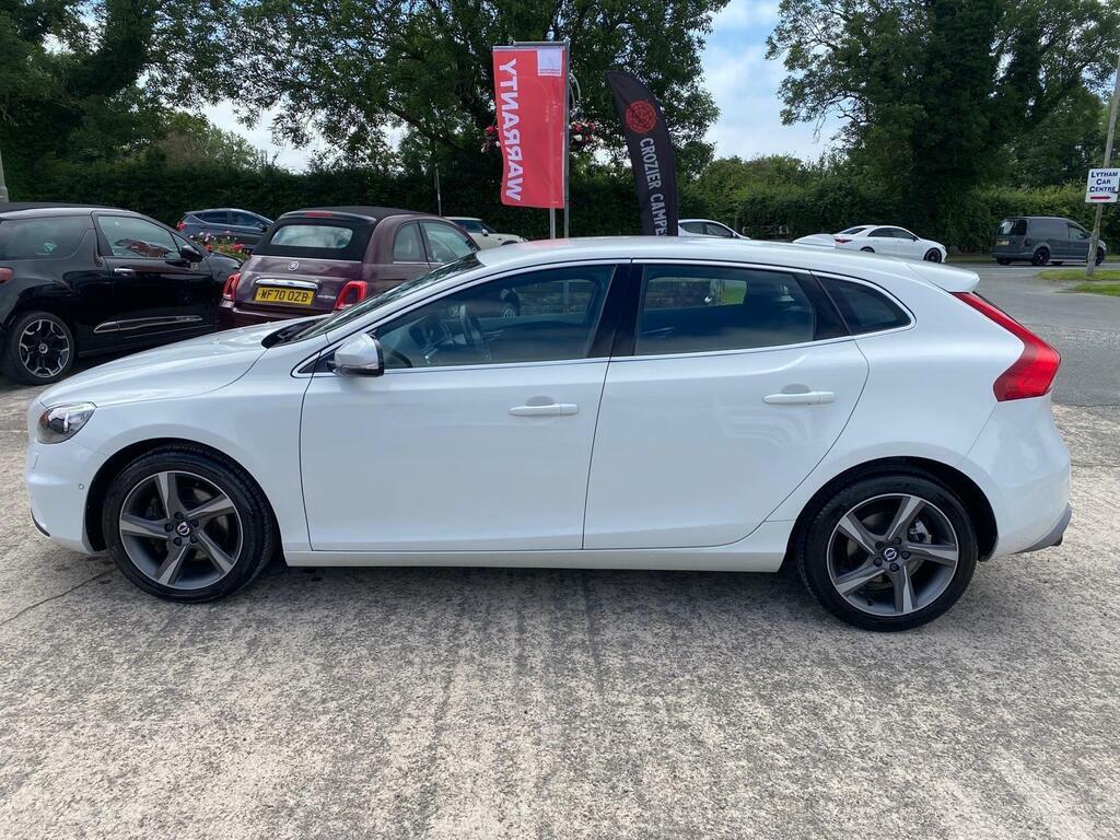 Volvo V40 1.6 T2 R-design Euro 5 S S White #5