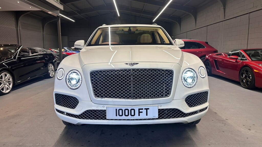 Bentley Bentayga 6.0 W12 White #6
