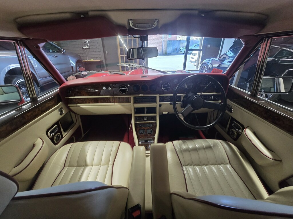 Rolls-Royce Corniche II 6.8 V8 Convertible Blue #20