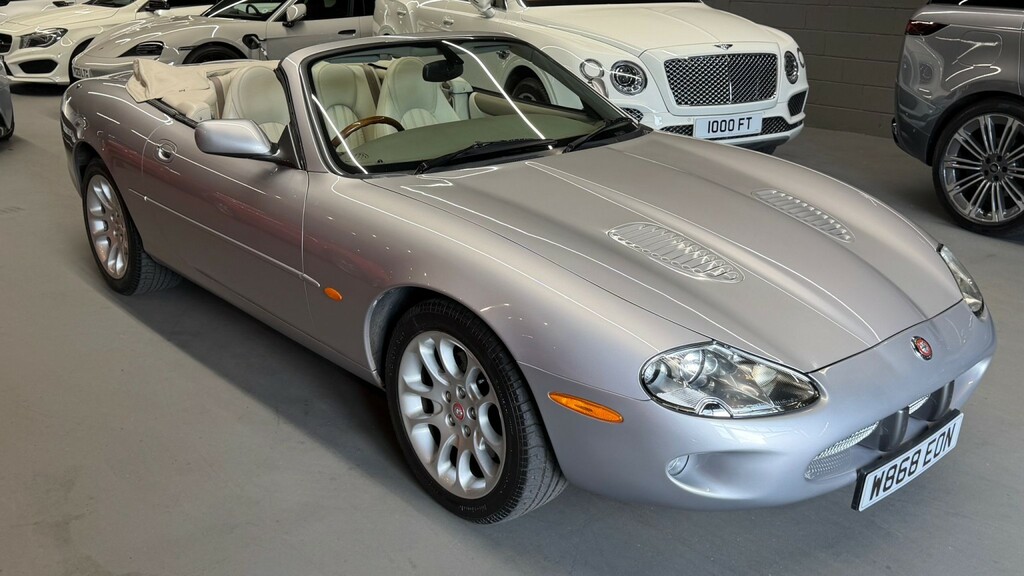 Jaguar XKR Convertible 4.0 Supercharged 2000W Silver