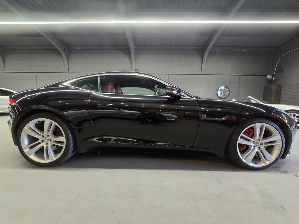Jaguar F-Type V8 Svr Coupe Black #32