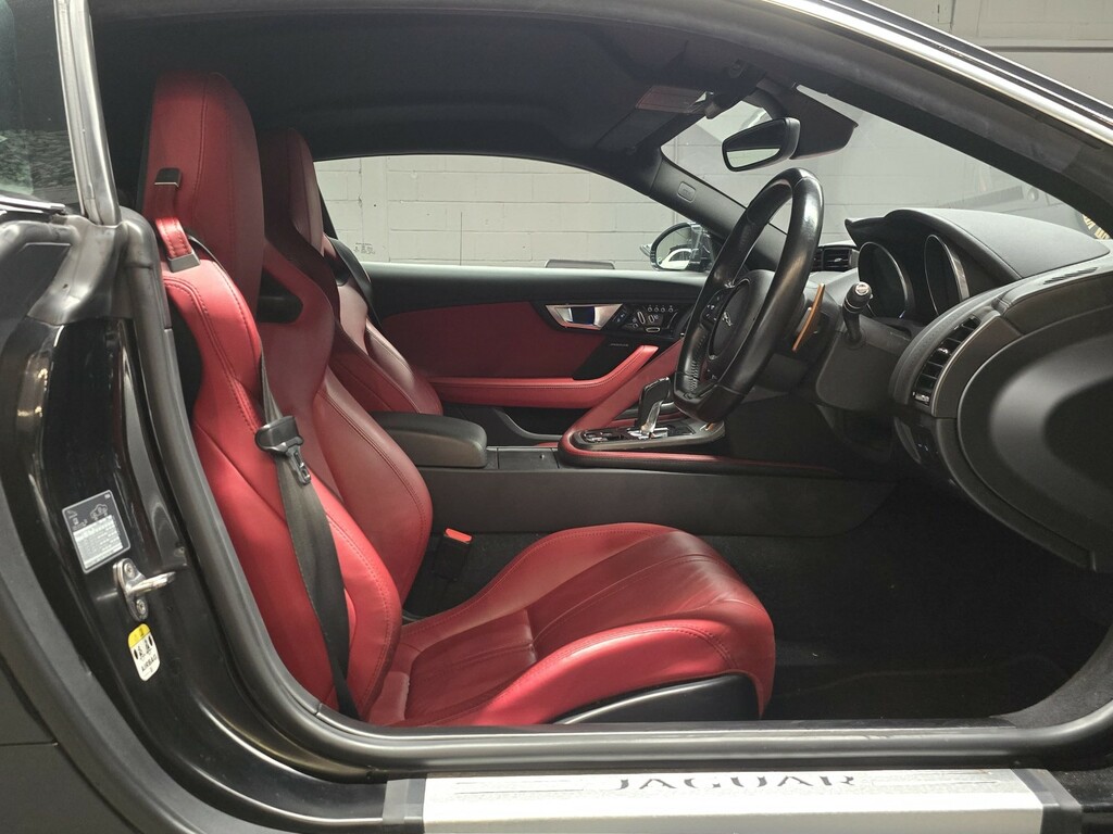 Jaguar F-Type V8 Svr Coupe Black #38