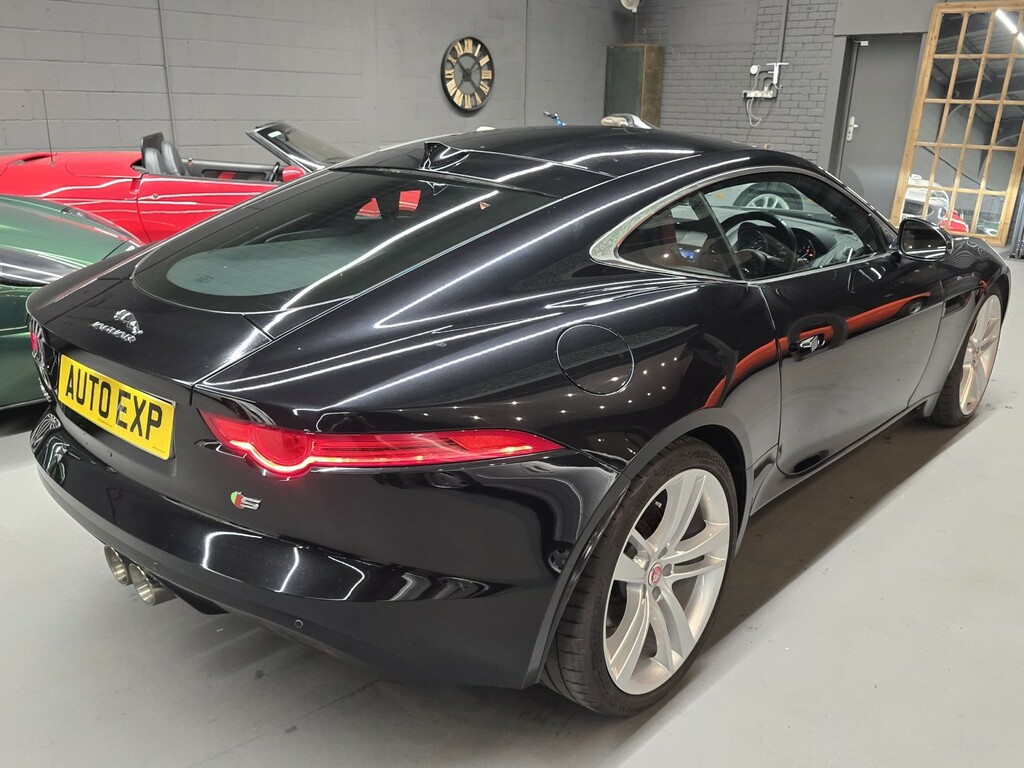 Jaguar F-Type V8 Svr Coupe Black #36