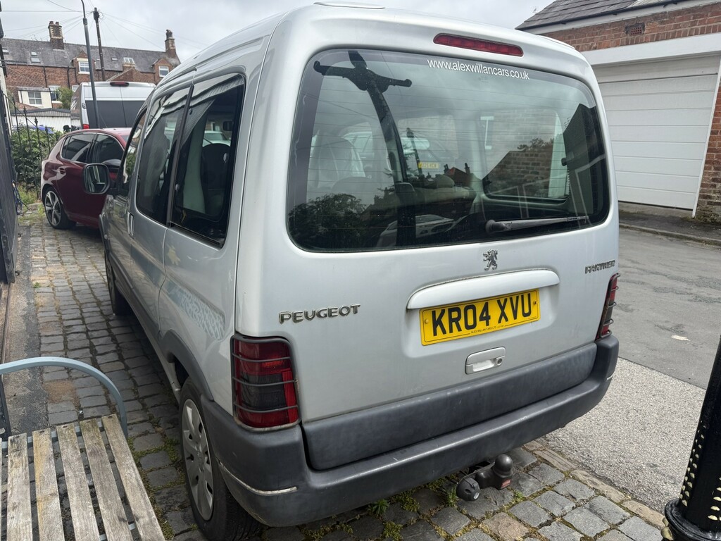 Peugeot Partner 1.9 D Green #6