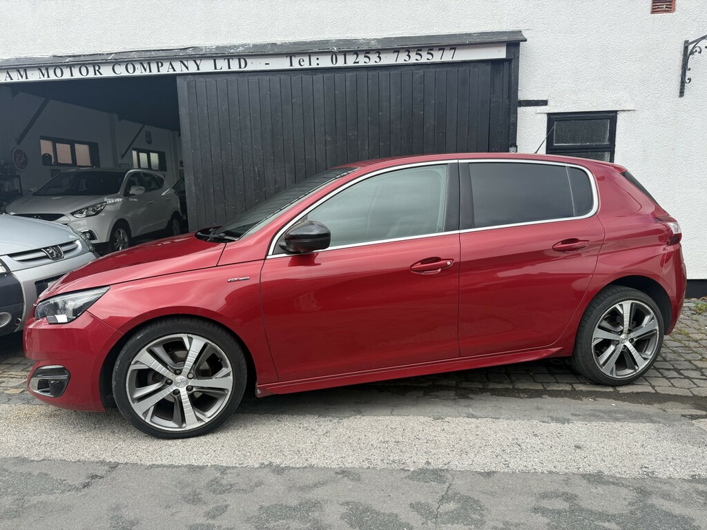 Peugeot 308 1.2 Puretech Gt Line Red #2
