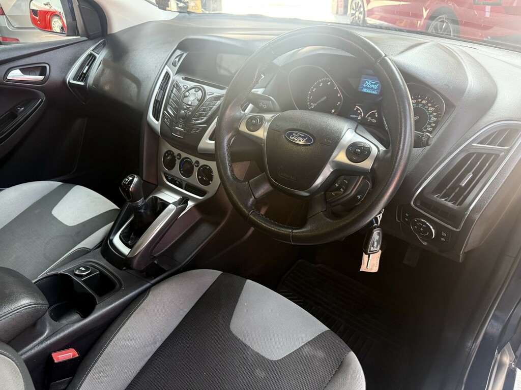 Ford Focus 1.6 Zetec Euro 5 Silver #16