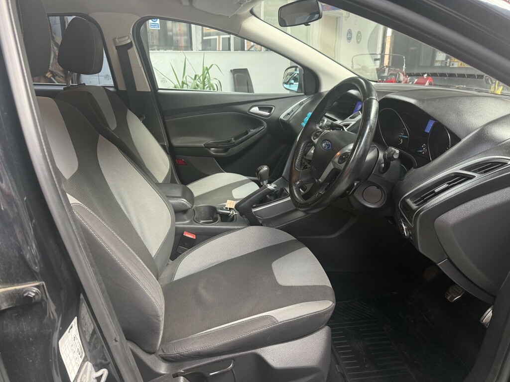 Ford Focus 1.6 Zetec S Tdci 113 Bhp White #11