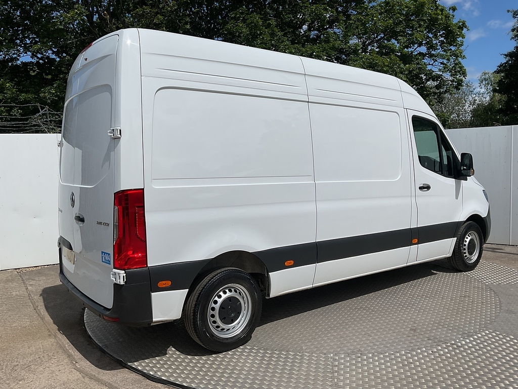 Mercedes-Benz Sprinter 315 Cdi Premium Mwb H R Progressive A C Euro 6 U8 KM24LZD White #3
