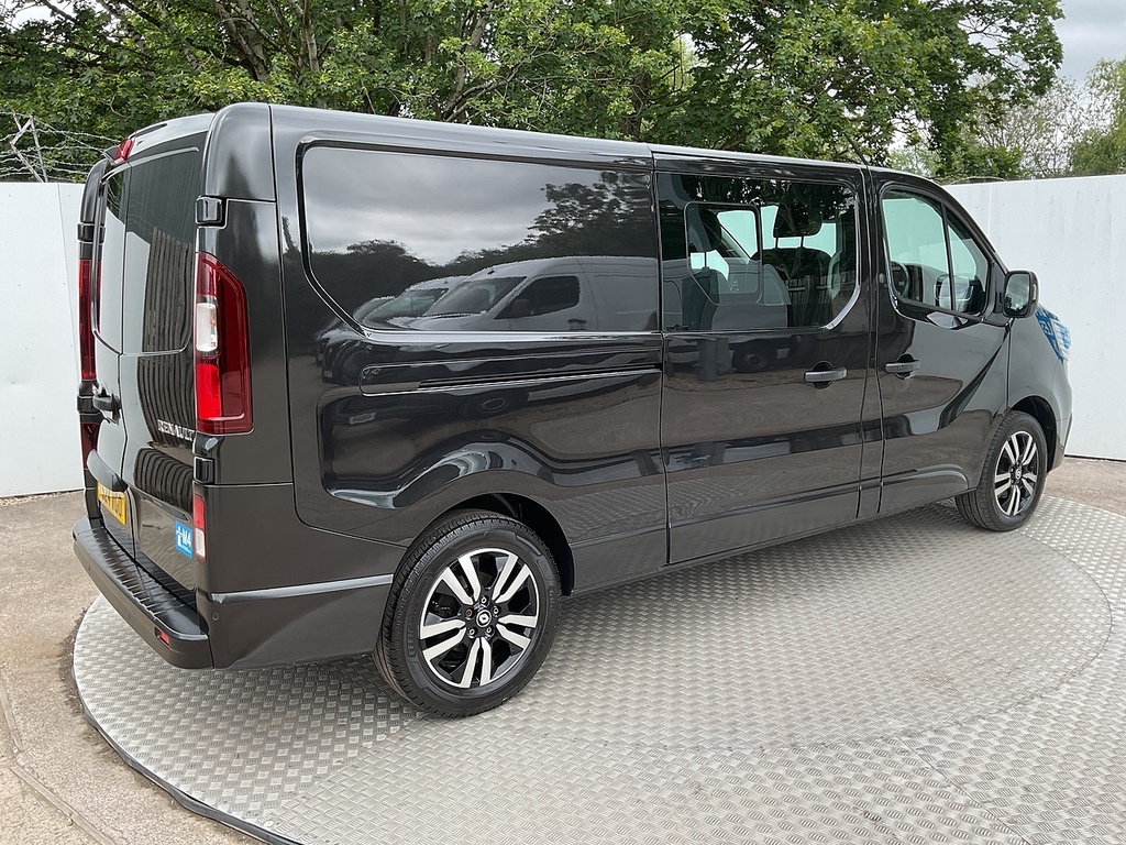 Renault Trafic Dci Blue Ll30 Extra Sport Lwb Crewcab Euro 6 U812 YS24VGO Black #3