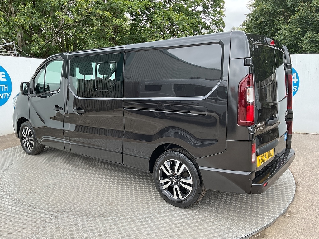 Renault Trafic Dci Blue Ll30 Extra Sport Lwb Crewcab Euro 6 U812 YS24VGO Black #5