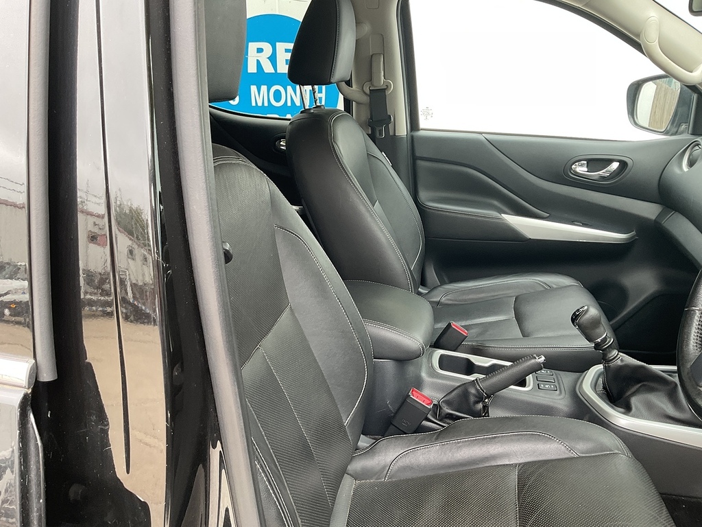 Nissan Navara Dci Tekna Dcb Grey #16