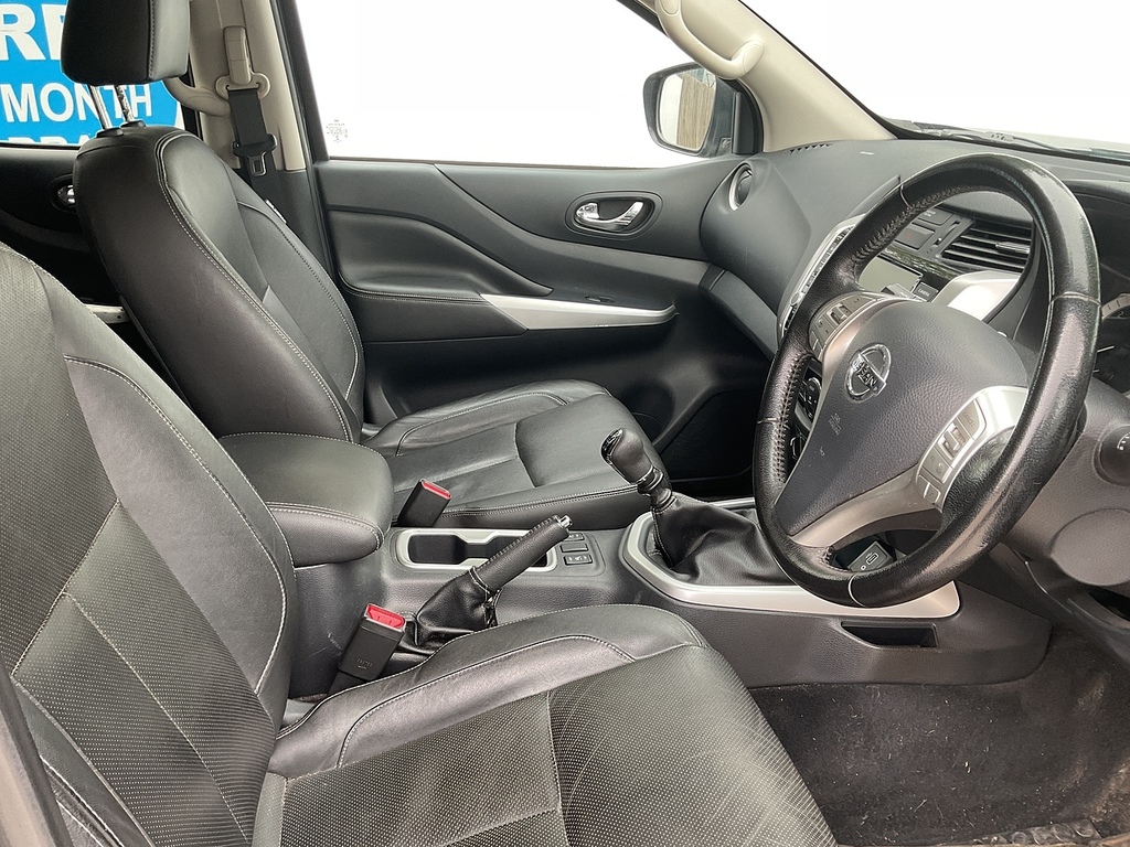 Nissan Navara Dci Tekna Dcb Grey #15