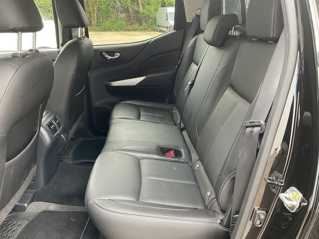 Nissan Navara Dci Tekna Dcb Grey #12