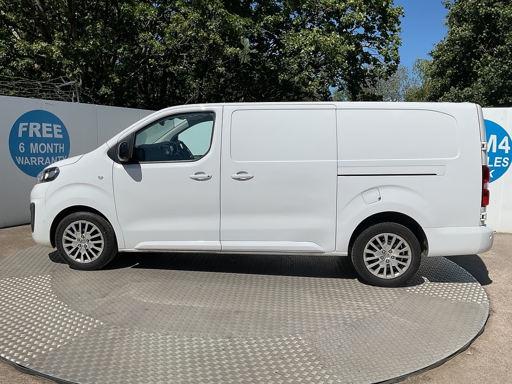 Vauxhall Vivaro Turbo D 3100 Pro Lwb L R Euro 6 U8131 Ulez DN24HTC White #6