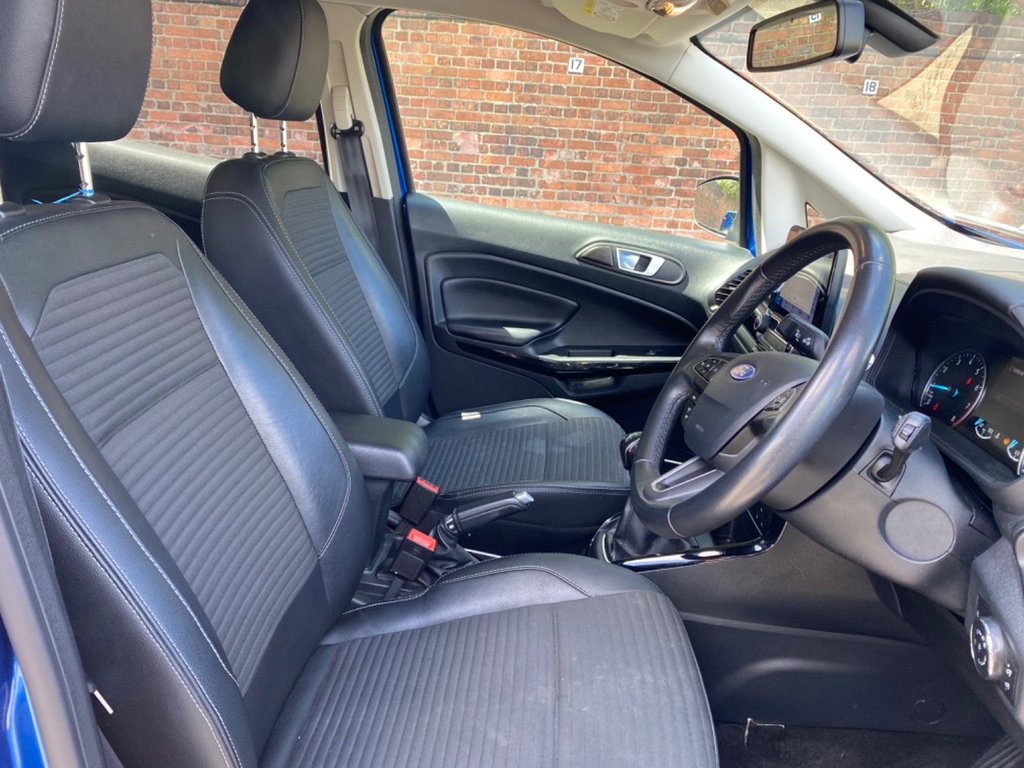 Ford Ecosport Hatchback Blue #11