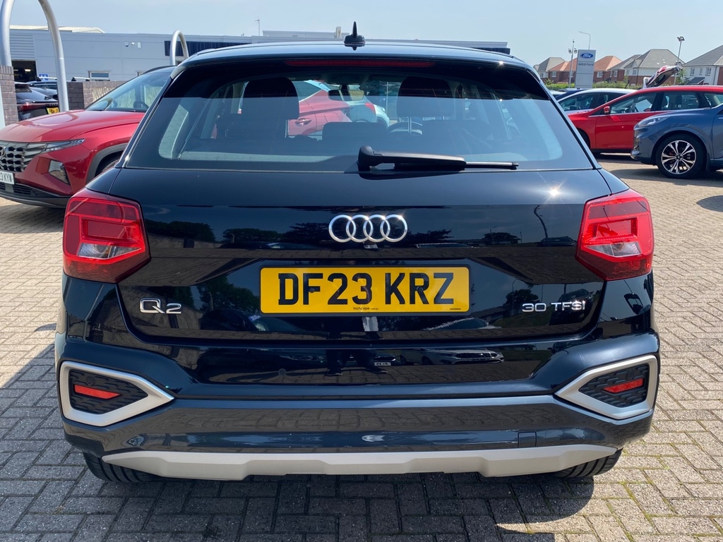 Audi Q2 30 Tfsi Sport DF23KRZ Black #4
