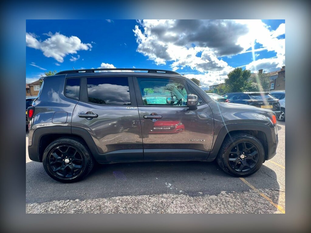 Jeep Renegade Longitude White #8