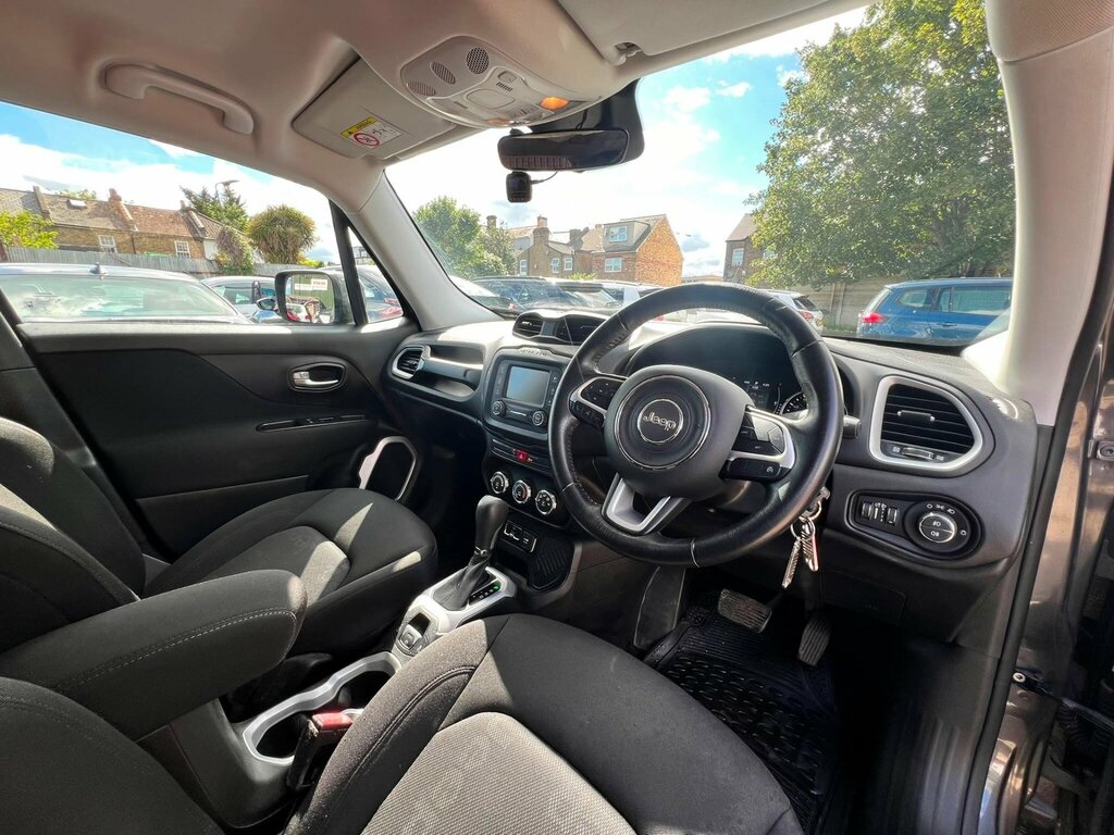 Jeep Renegade Longitude White #14