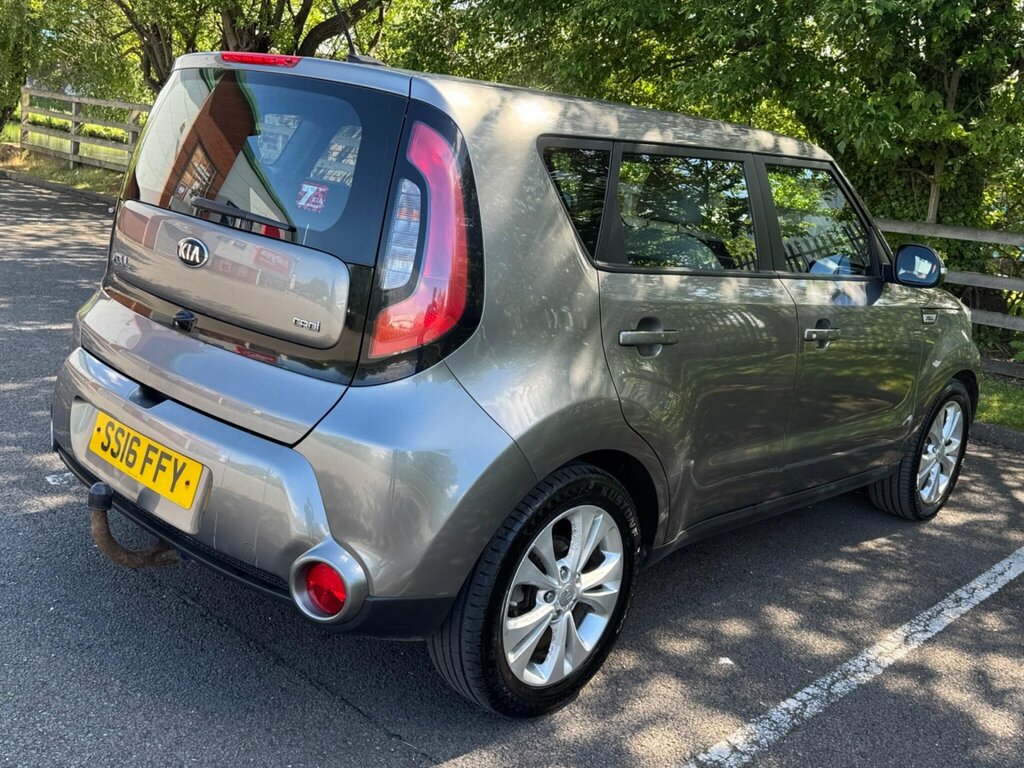 Kia Soul 1.6 Crdi Connect Plus Euro 6 Silver #5