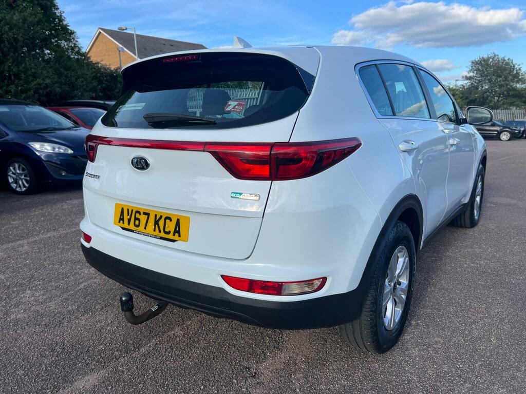 Kia Sportage 1.6 Gdi 1 Euro 6 Ss AV67KCA White #5