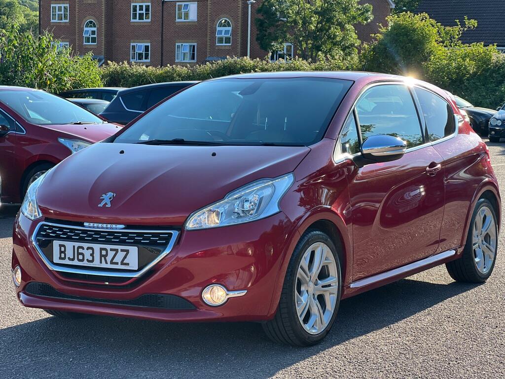 Peugeot 208 1.6 Thp Gti Euro 5 Red #4