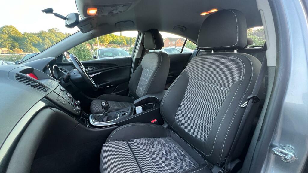 Vauxhall Insignia Hatchback Red #76