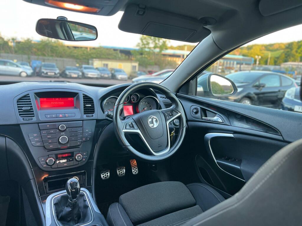 Vauxhall Insignia Hatchback Red #32