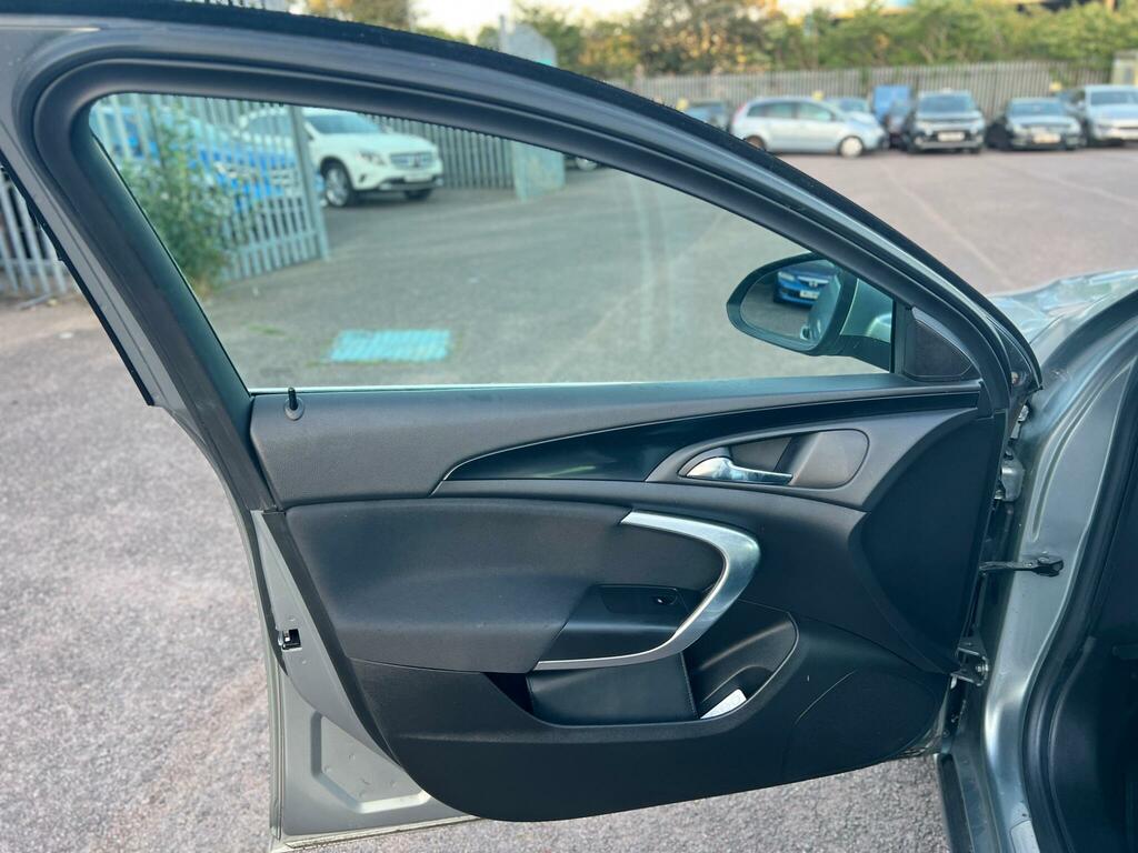 Vauxhall Insignia Hatchback Red #50