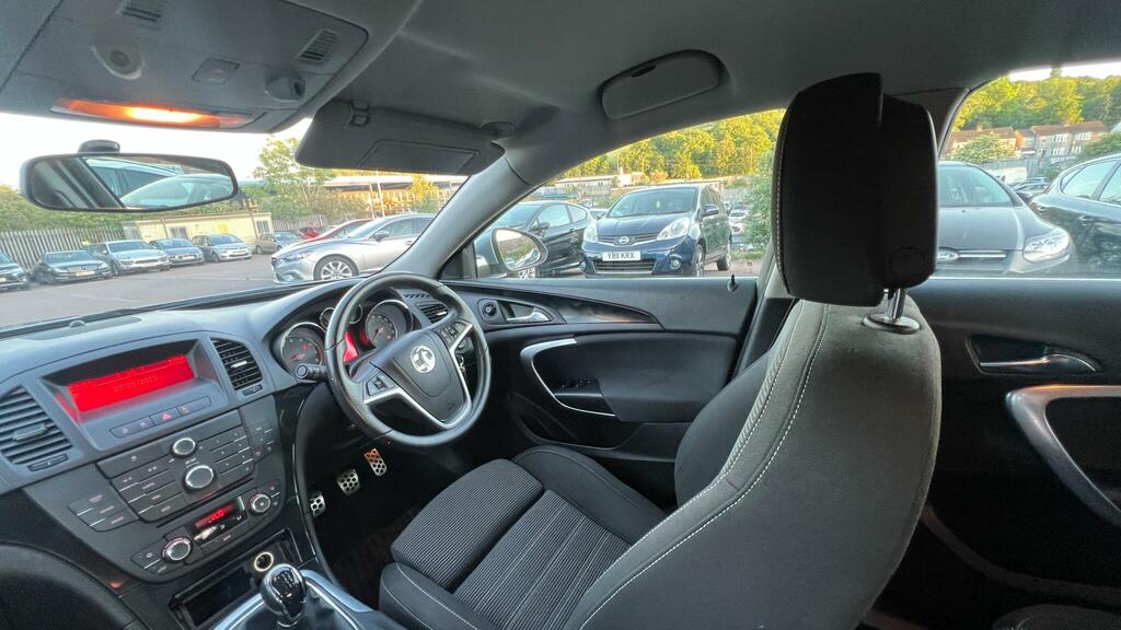 Vauxhall Insignia Hatchback Red #30