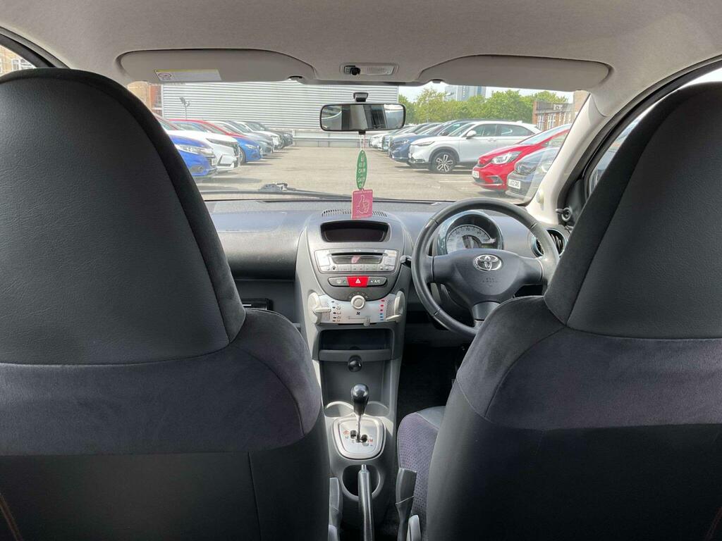 Toyota Aygo Hatchback Red #12