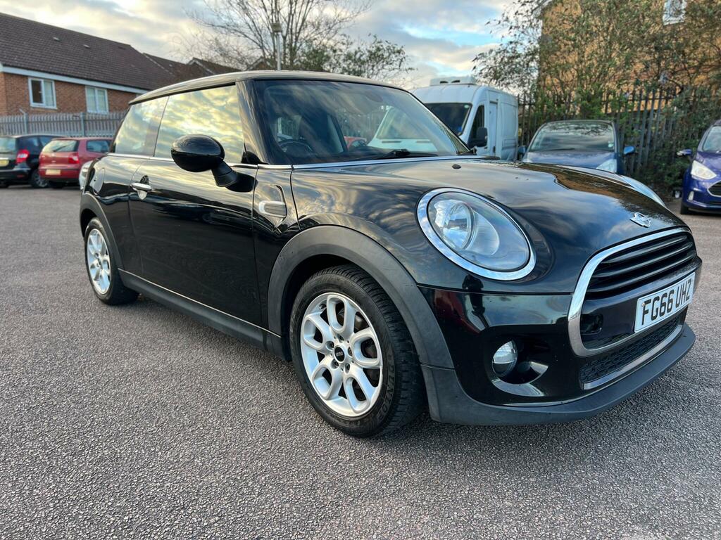 Mini Hatch 1.5 Cooper Euro 6 Ss FG66UHZ Black #6