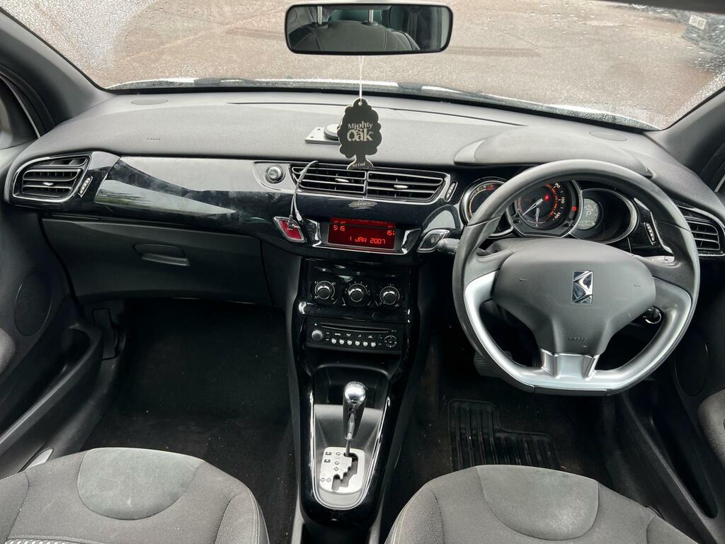 Citroen DS3 Hatchback 1.6 Vti Dstyle 201363 Black #21