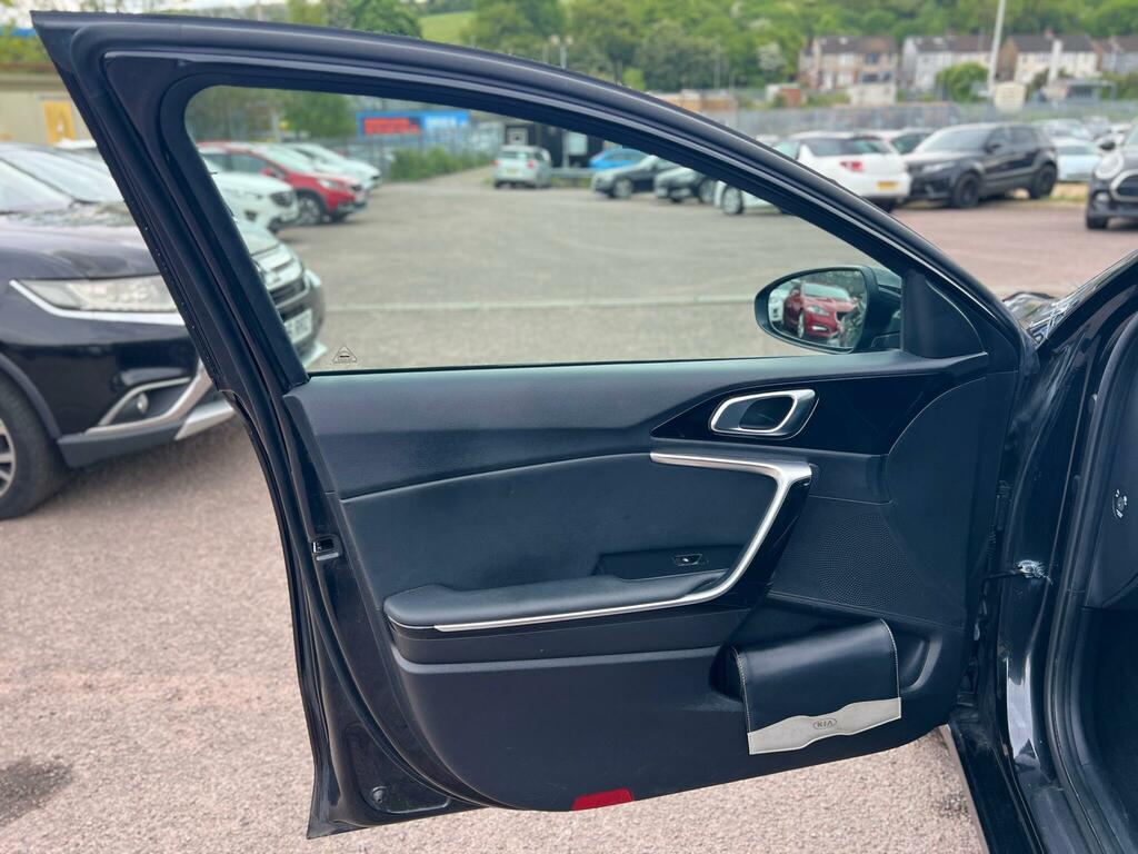 Kia Ceed 1.4T Gdi Isg Gt-line Red #45