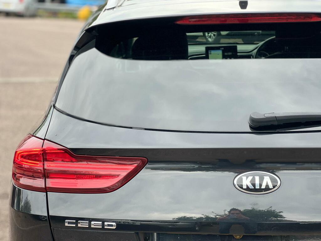 Kia Ceed 1.4T Gdi Isg Gt-line Red #20