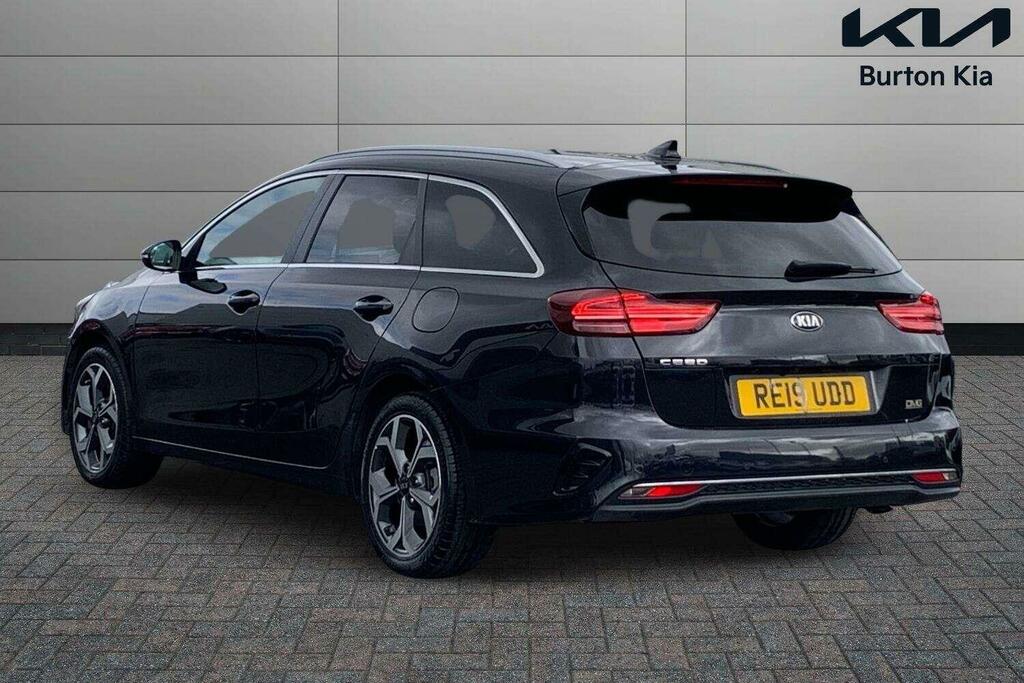 Kia Ceed 1.6 Crdi 3 Sportswagon Dct Euro 6 Ss Black #5