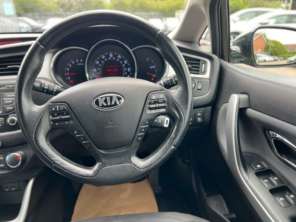 Kia Ceed 1.6 Crdi Ecodynamics 4 Tech Sportswagon White #64