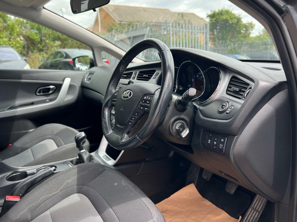 Kia Ceed 1.6 Crdi Ecodynamics 4 Tech Sportswagon White #76