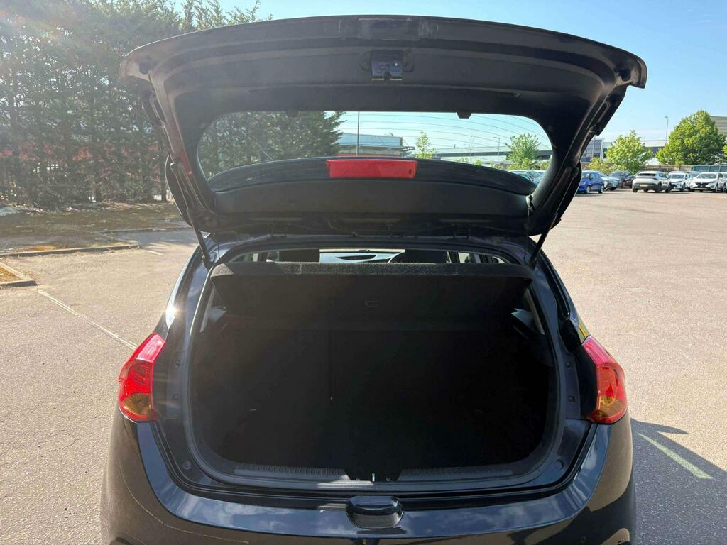 Kia Ceed 1.6 Crdi Ecodynamics 4 Tech Sportswagon White #60