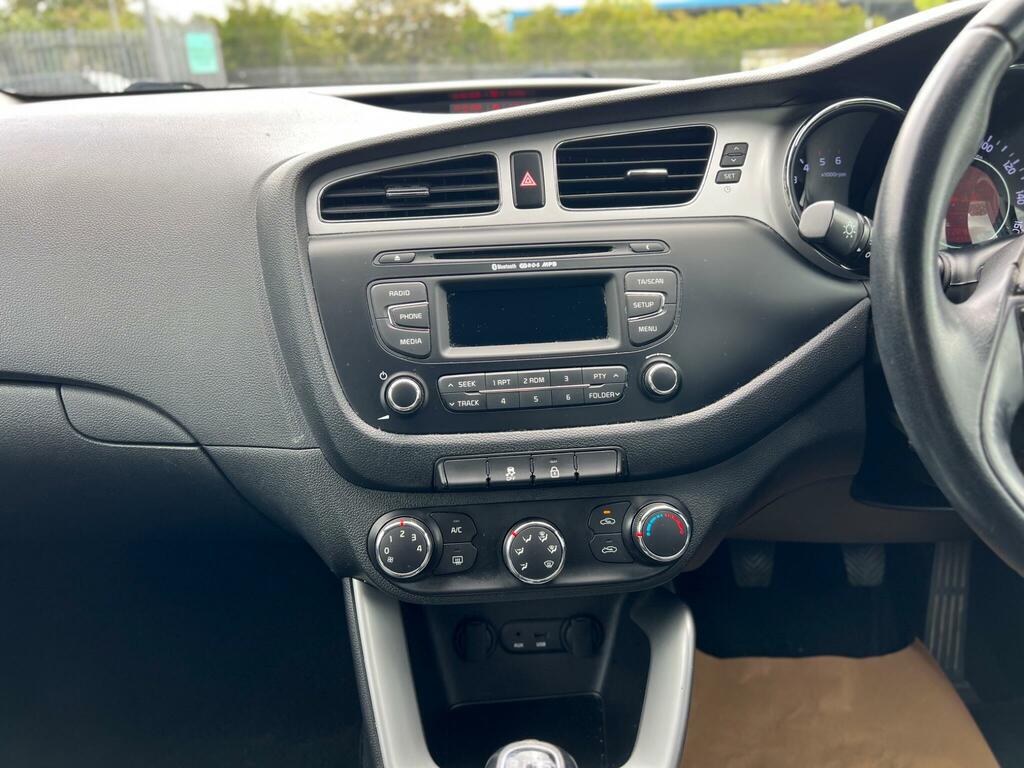 Kia Ceed 1.6 Crdi Ecodynamics 4 Tech Sportswagon White #74