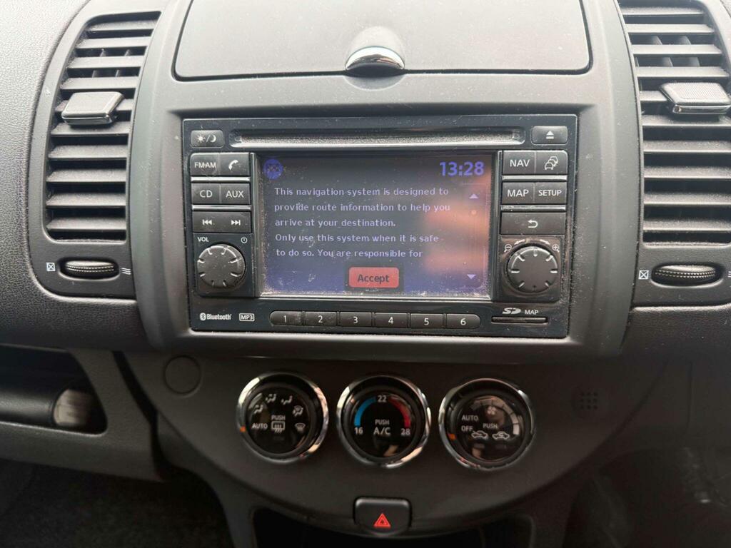 Nissan Note 1.6 16V N-tec Euro 6 Only 26,000 Miles 2 Black #19