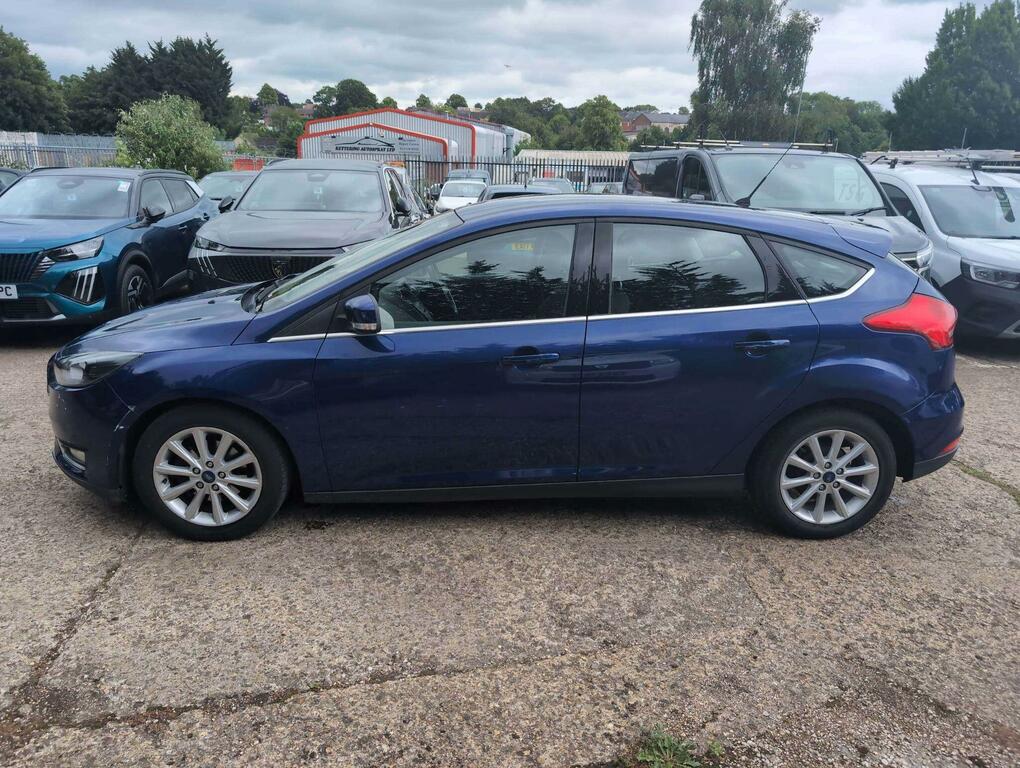 Ford Focus 1.0T Ecoboost Titanium Euro 6 Ss Blue #3