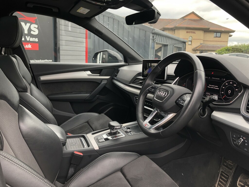 Audi Q5 2.0 Tdi 40 S Line Black #6