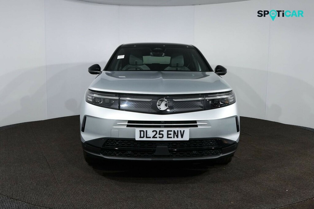 Vauxhall Grandland 1.2 New Grandland Hybrid Ultimate 136Ps E-dct6 Gb Silver #2