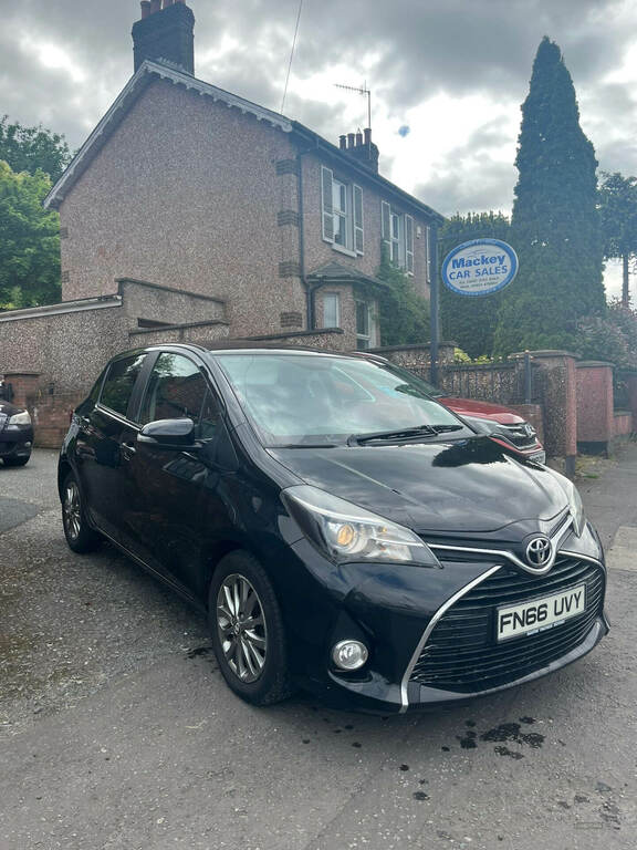 Toyota Yaris 1.4 D-4d Icon Black