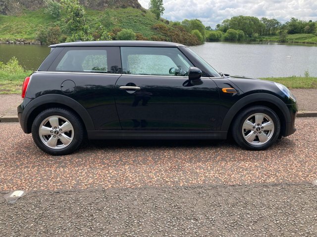 Mini Hatch 2015 1.5 Cooper Euro 6 Ss R99SOP Black #2