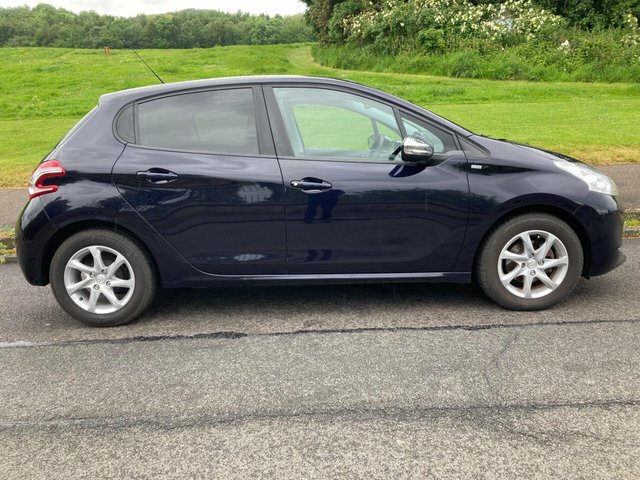 Peugeot 208 2014 1.2 Vti Puretech Style Euro 5 Blue #2