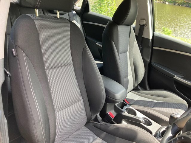 Hyundai I30 1.6 Crdi Blue Drive Active Grey #14