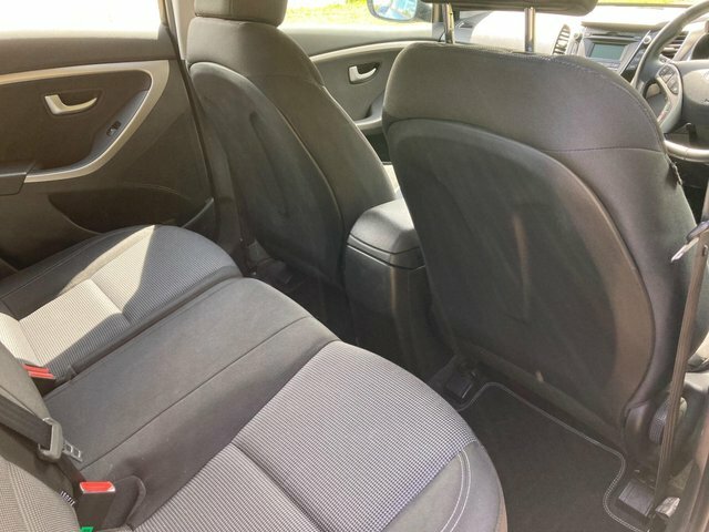 Hyundai I30 1.6 Crdi Blue Drive Active Grey #11