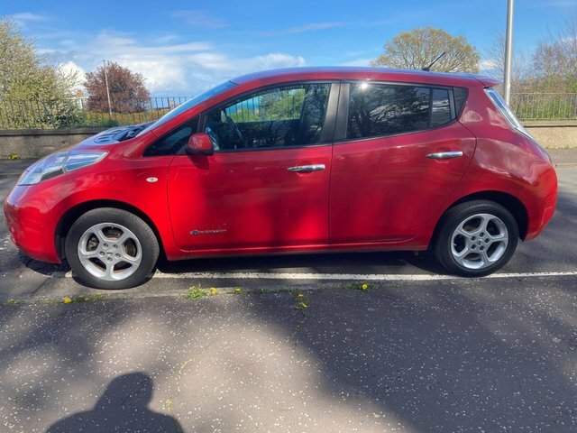 Nissan Leaf 2015 24Kwh Acenta Red #5